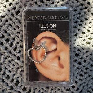 🌟3/$20 Eligible! NWT Pierced Nation Pearl Heart Ear Cuff